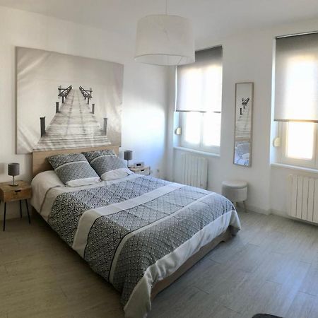 Le Nid De Mathilde- 3 Etoiles Apartment กอลมาร์ ภายนอก รูปภาพ