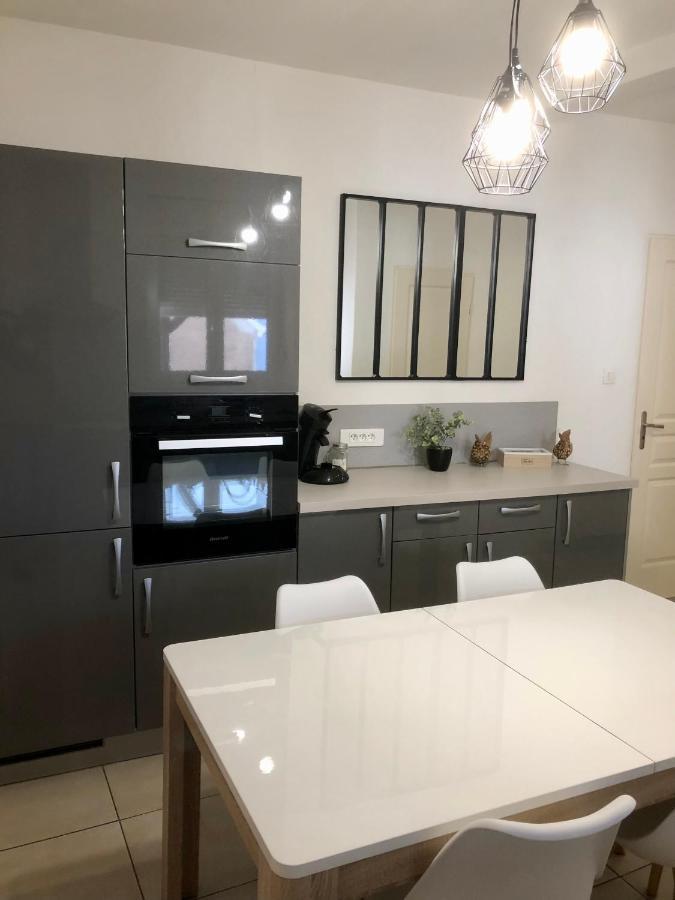Le Nid De Mathilde- 3 Etoiles Apartment กอลมาร์ ภายนอก รูปภาพ
